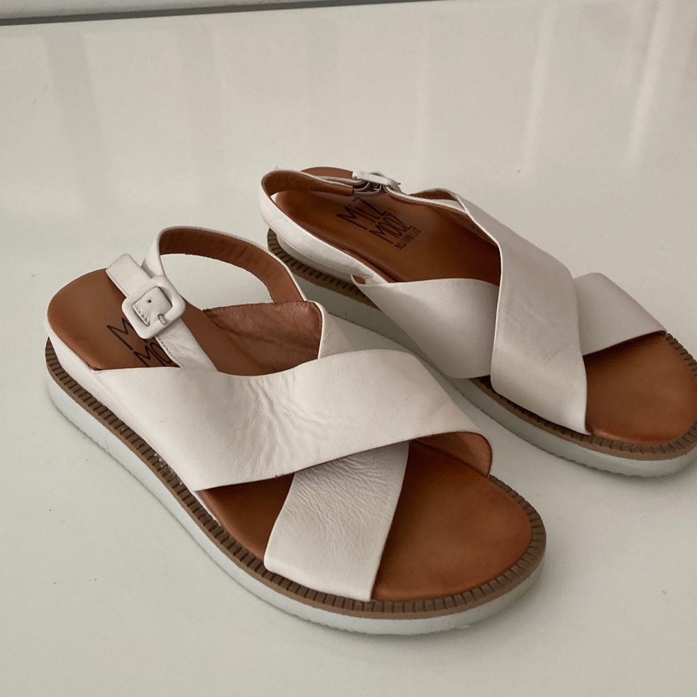 Miz Mooz Ella Sandals Ivory White Leather Backstrap Shoes Size 38 - Picture 3 of 10